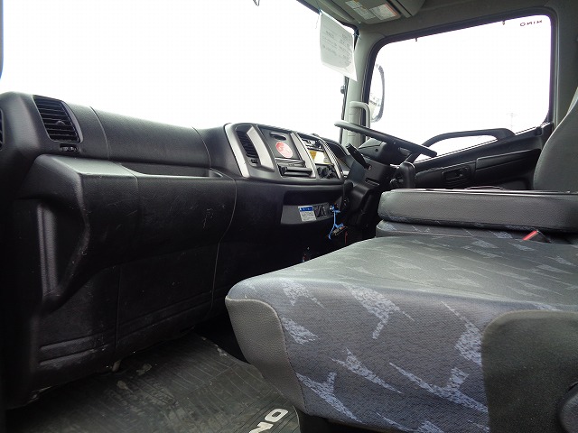 サムネイル画像15 登録在庫リスト No.9624日野 レンジャー 平成25年 TKG-FC9JKAP