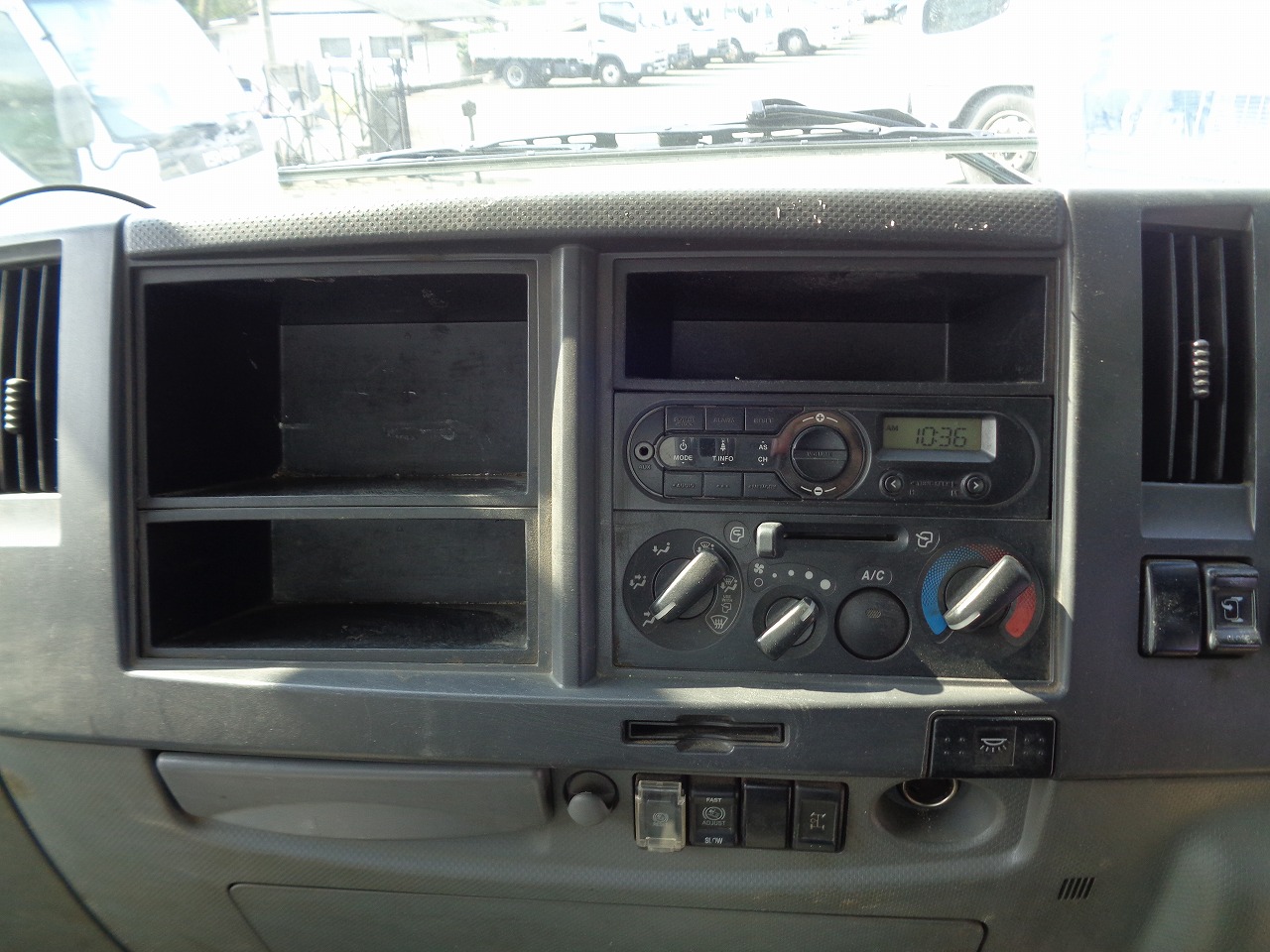 サムネイル画像14 登録在庫リスト  No.9658いすゞ フォワード 平成28年 TKG-FRR90S1