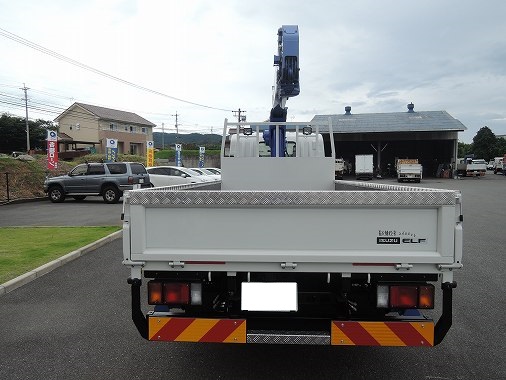 納車画像2 ご成約ありがとうございます 2014年7月31日 福岡県 N様。 新車2tクレーン付を納車させていただきました。
■いすゞエルフ 26年 TKG-NMR85
■タダノクレーン ZE265HR 5段ブーム・ラジコン・フックイン
●床鉄板・追突防止上アルミシマ・アルミ3方シマ板・エキスパ物入×2個