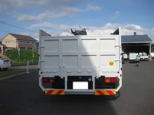 納車画像2 ご成約ありがとうございます 2014年7月31日 佐賀県 S様。 新車ヒアブを納車させていただきました。
■いすゞフォワード H26年 QKG-FTR34S2
■ヒアブ (お客様保有)
●深ボデー製作